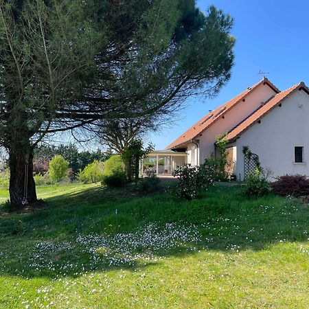 Des Roux Et Des Pious Suite De 35 A 60 M2 Et 3 Chambres Pour Groupe De 2 A 6 Personnes Civray-de-Touraine Zewnętrze zdjęcie