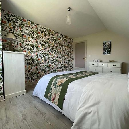 Des Roux Et Des Pious Suite De 35 A 60 M2 Et 3 Chambres Pour Groupe De 2 A 6 Personnes Civray-de-Touraine Zewnętrze zdjęcie