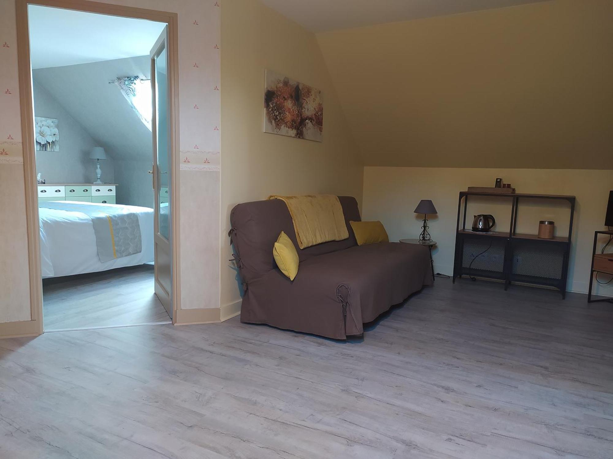 Des Roux Et Des Pious Suite De 35 A 60 M2 Et 3 Chambres Pour Groupe De 2 A 6 Personnes Civray-de-Touraine Zewnętrze zdjęcie