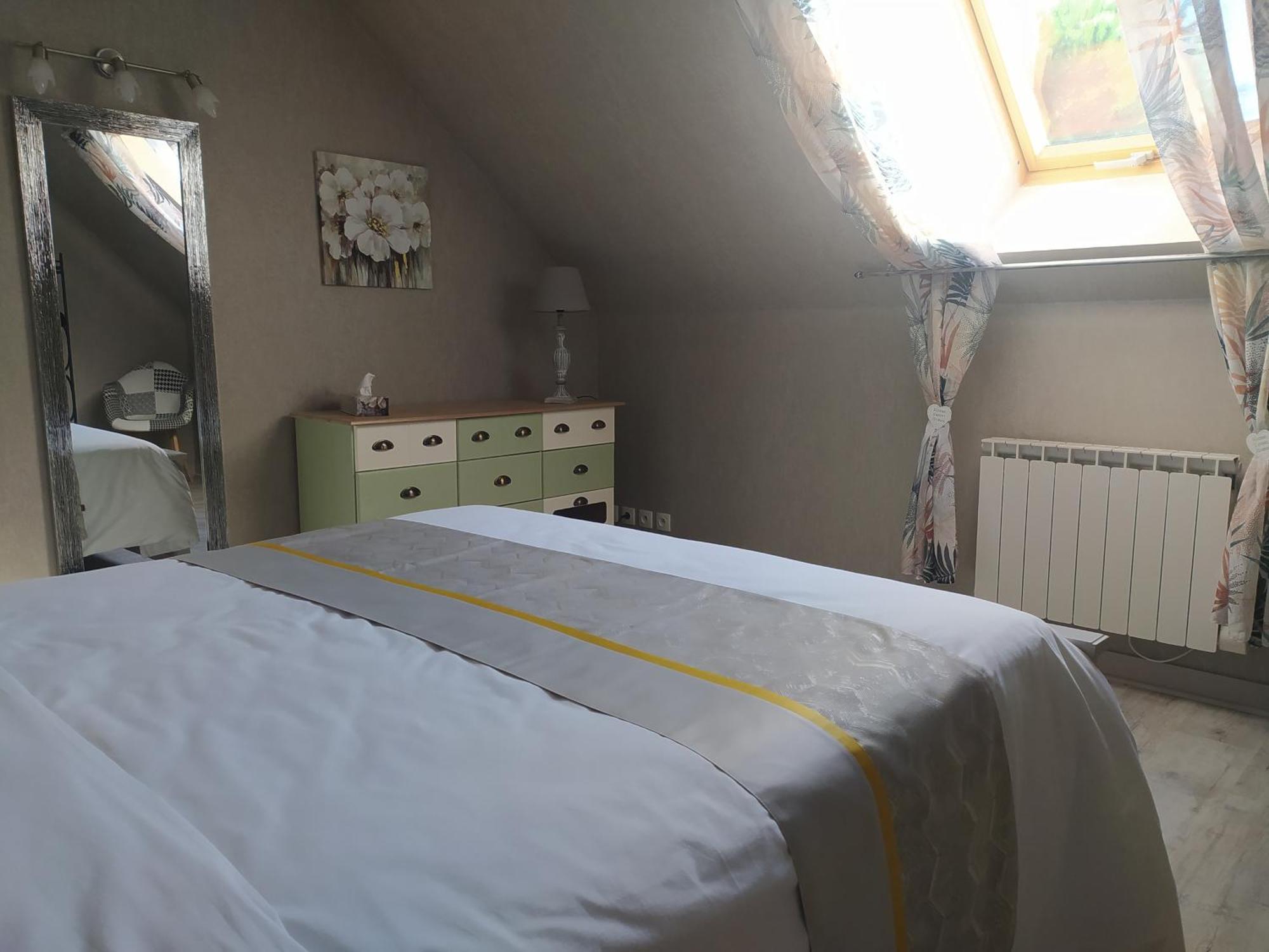 Des Roux Et Des Pious Suite De 35 A 60 M2 Et 3 Chambres Pour Groupe De 2 A 6 Personnes Civray-de-Touraine Zewnętrze zdjęcie