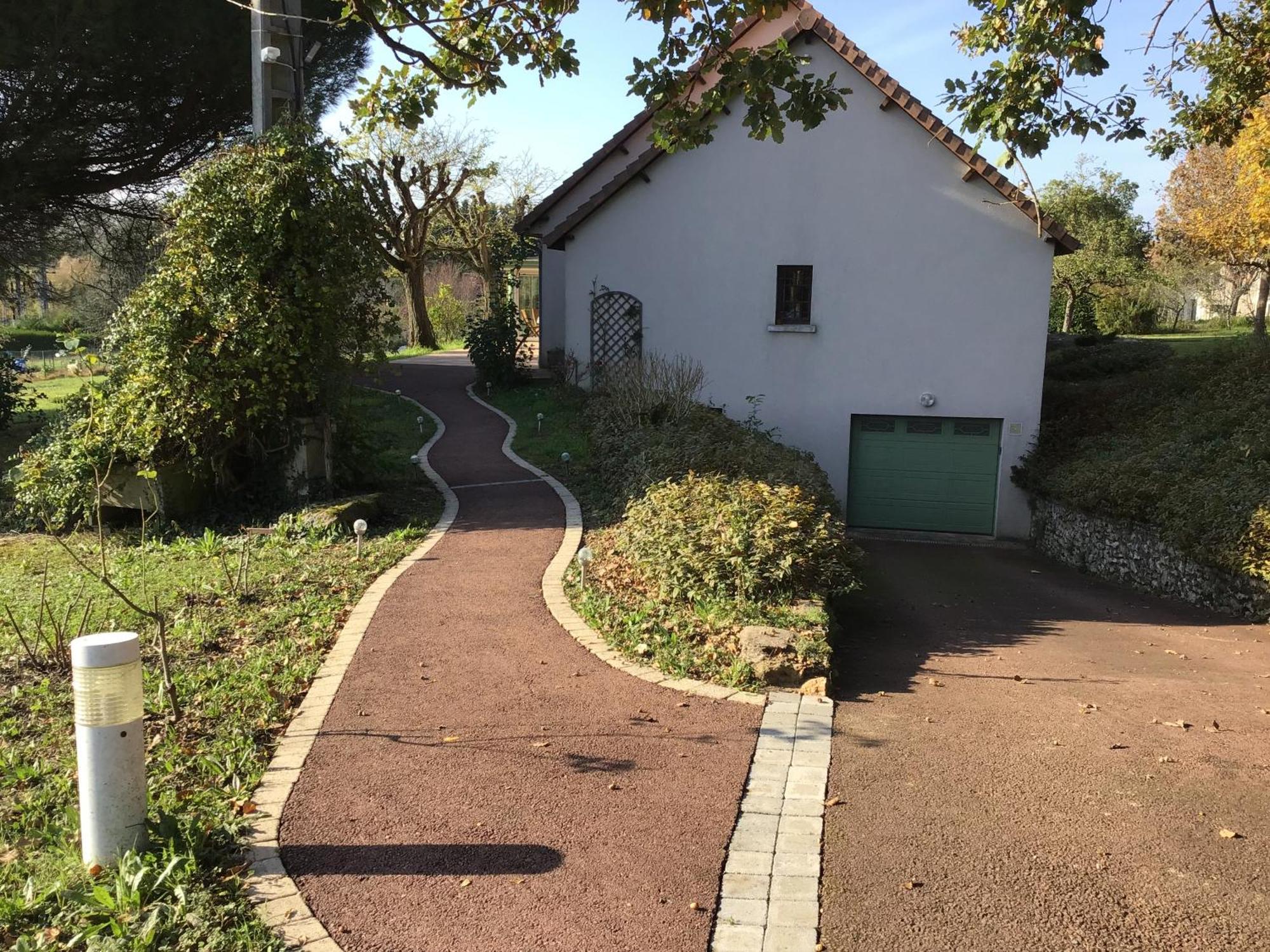 Des Roux Et Des Pious Suite De 35 A 60 M2 Et 3 Chambres Pour Groupe De 2 A 6 Personnes Civray-de-Touraine Zewnętrze zdjęcie