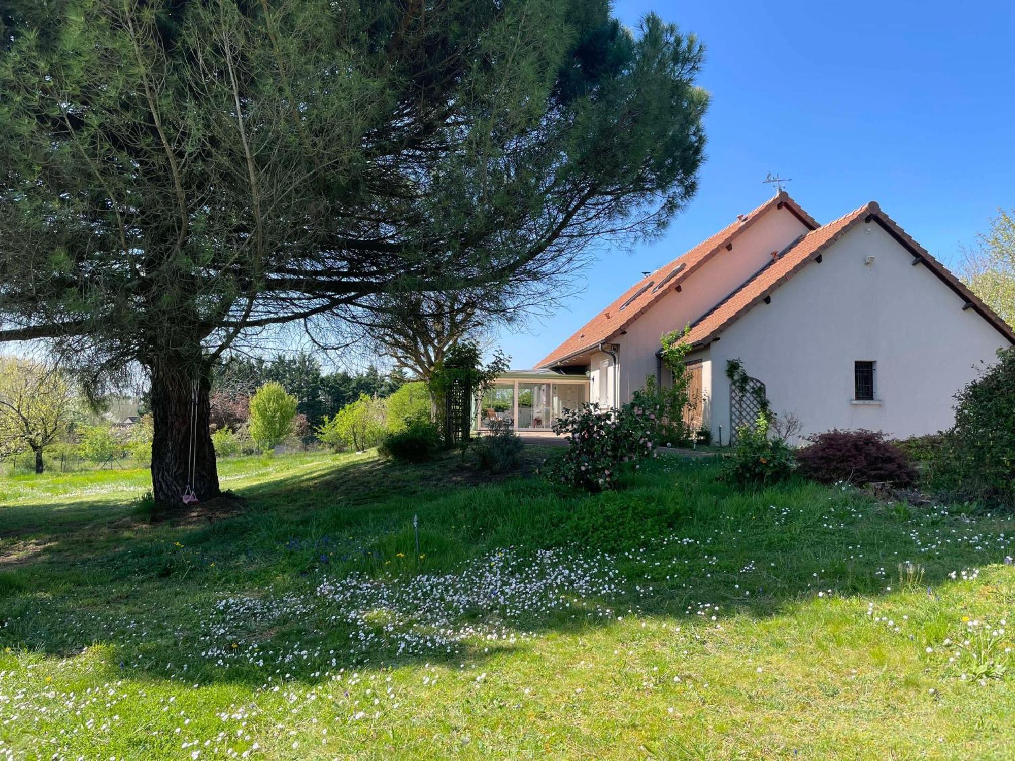 Des Roux Et Des Pious Suite De 35 A 60 M2 Et 3 Chambres Pour Groupe De 2 A 6 Personnes Civray-de-Touraine Zewnętrze zdjęcie